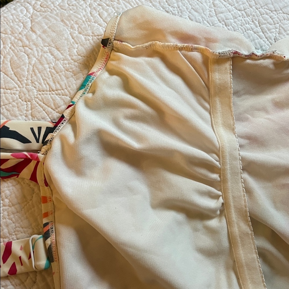Eddie Bauer Swimsuit Tropical Leaf Pattern Open Back Peekhole Women’s Sz XL - Picture 15 of 15